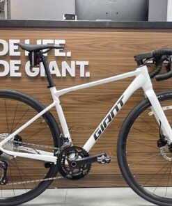 Xe đạp đua Giant SCR bản 2025 tặng 2M kèm KM 28 Xe đạp Giant Scr Bản 2025 Màu Trắng