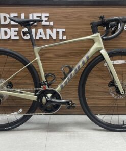 Xe đạp đua Giant Defy Adv 2 bản 2024 giảm 5M 16 Xe đạp đua Giant Defy Adv 2 Bản 2024 ảnh Thật