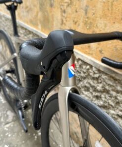 Tay đề Xe đạp đua Nesto Ostrich