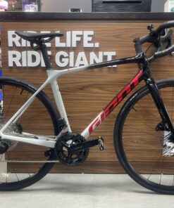 Xe đạp đua Giant Tcr Adv 1 D-kom Bản 2023 Màu Trắng đen