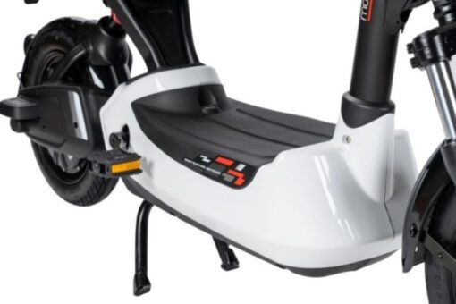 Bàn đạp Xe điện Giant L-gb133