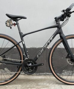 Xe đường phố Giant Revolt F1 bản 2022 giảm giá sốc 19 Xe đạp đường Phố Giant Revolt F1 Bản 2022 đen