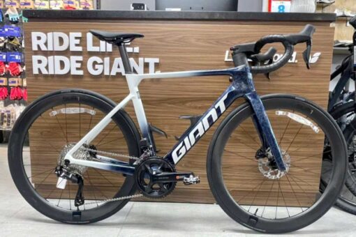 Xe đạp đua Giant Propel Adv Pro 1-gz Bản 2025