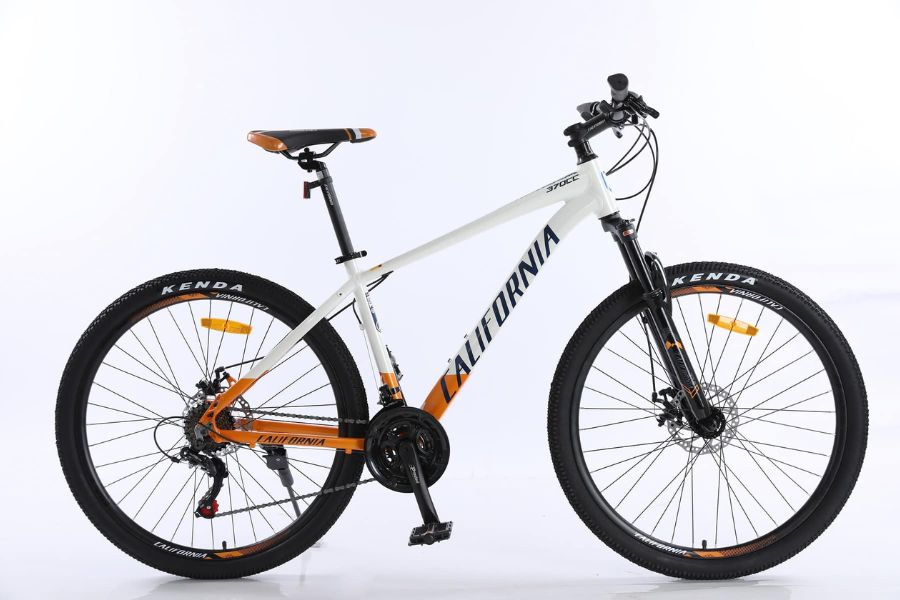 Xe đạp địa hình California 370CC bản 2024 52 Xe đạp địa Hình California 370cc Bản 2024 Màu Trắng