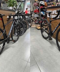 Ảnh Chụp đa Chiều Xe đạp Gravel Giant Revolt 0 Bản 2026