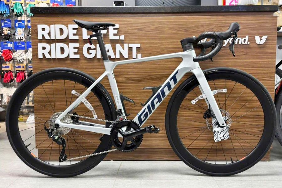 Xe đạp đua Giant Propel Adv2+ bản 2026 30 Xe đạp đua Giant Propel Adv2+ Bản 2026