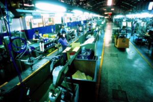 Xưởng Nhà Máy Giant